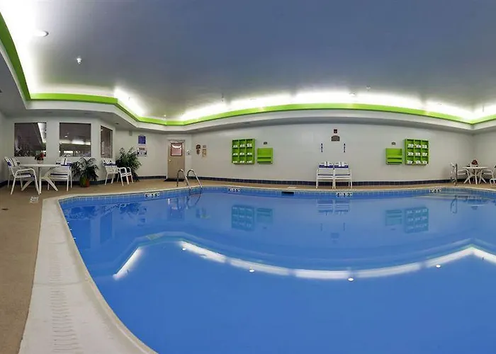 Hotel Express - Ohio Expo Center By Ihg